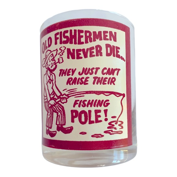 Old Fishermen Never Die Glass - Picture 2 of 4